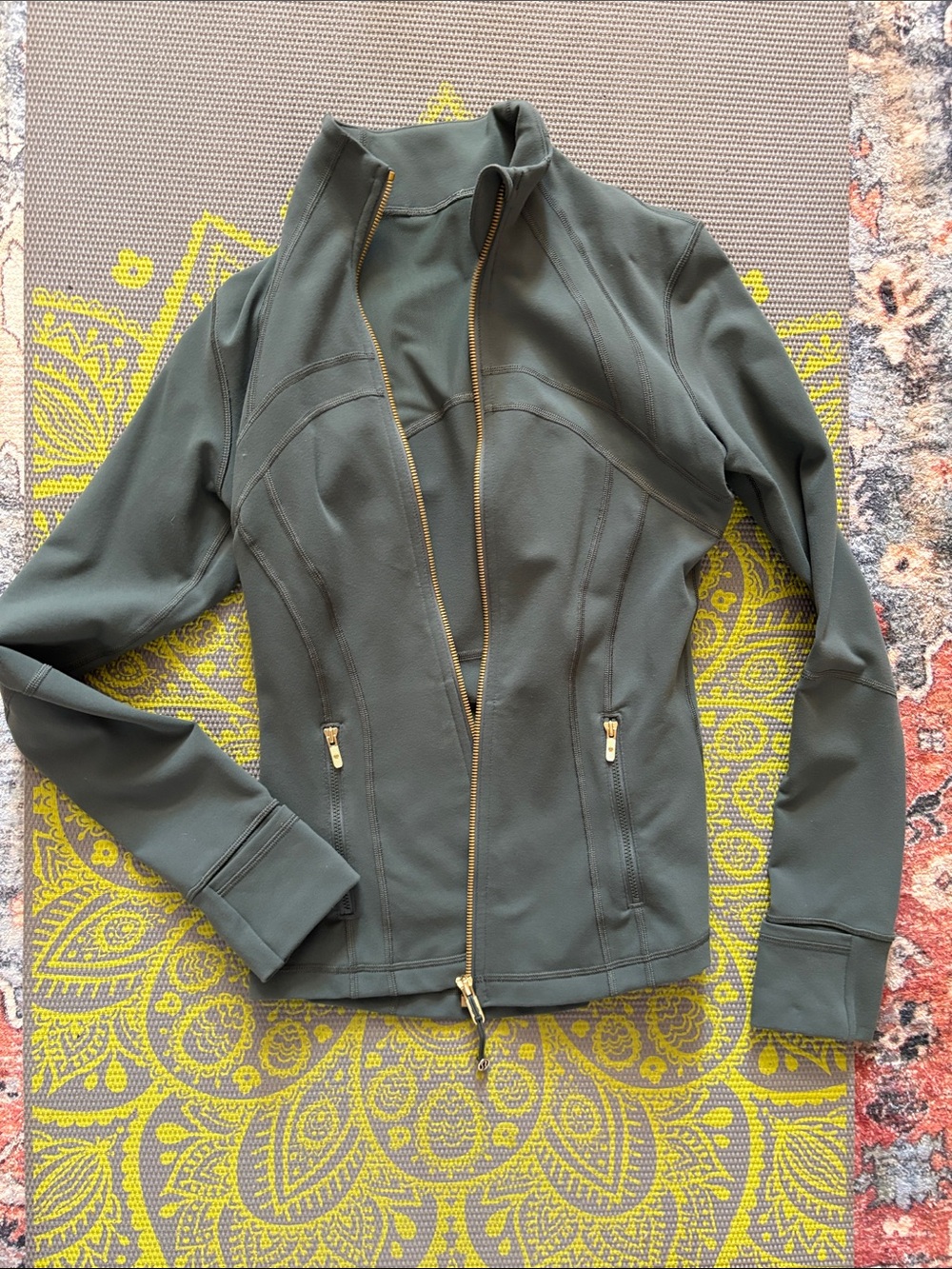Lulu Define jacket fitted